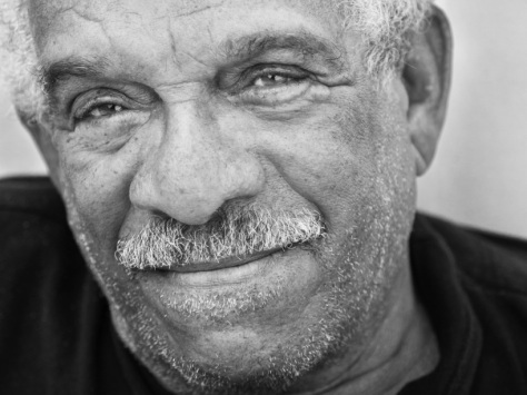 Derek Walcott received the 1992 Nobel Prize in literature. The committee lauded his "poetic oeuvre of great luminosity, sustained by a historical vision."