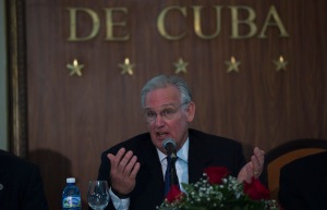 El gobernador de Missouri, Jay Nixon, en rueda de prensa en el Hotel Nacional de Cuba. Foto: Ismael Francisco/Cubadebate.